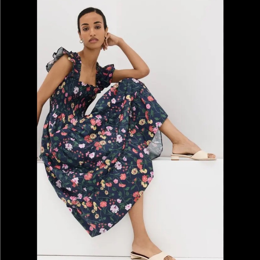 Hill House The Ellie Nap Dress in Navy Multi Peony Bouquet, size Small - Picture 3 of 13